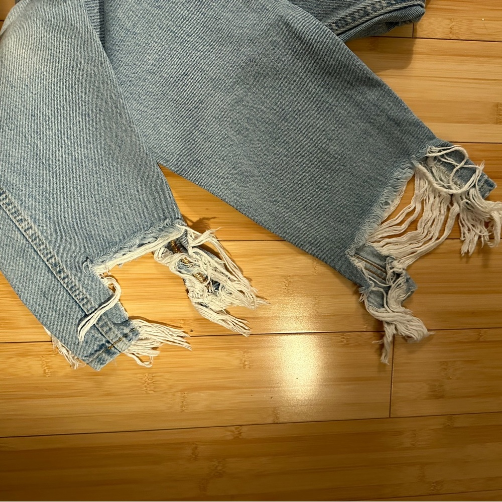 Jeans - Picture 2 of 3